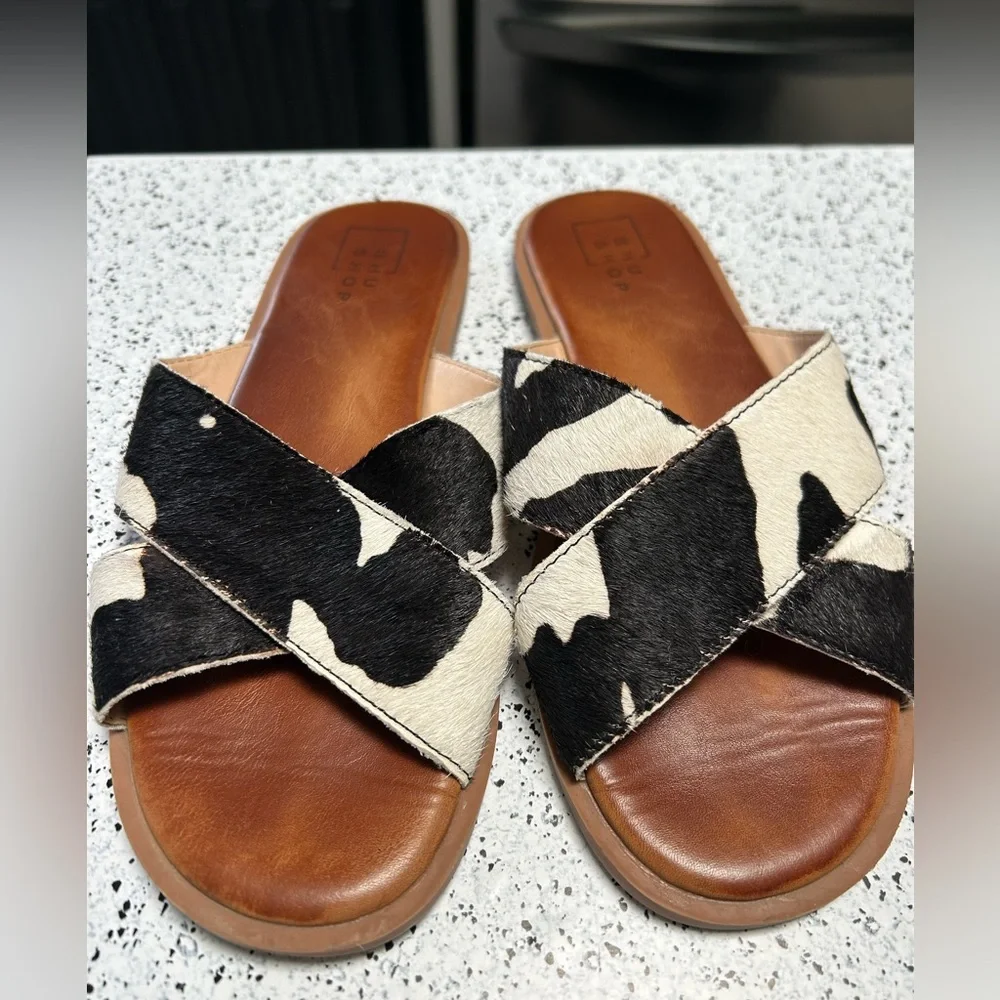 Shu Shop Stylish Black and White Cow Print Sandals/ size 8.5 - Picture 1 of 6